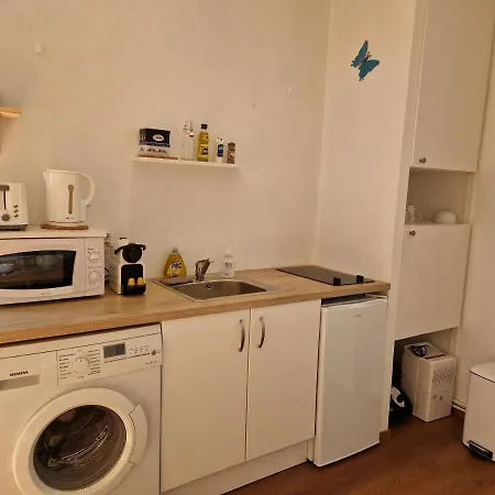 Tiny House Avec Jardin Spacieux *